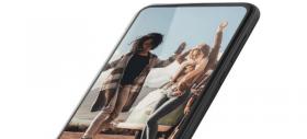 Încă un telefon misterios cu ecran edge to edge apare online, de această dată de la Motorola