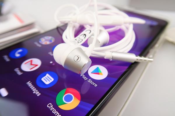 Allview Soul X6 Xtreme: Acustică cu difuzor singular, cu bas adânc şi volum OK