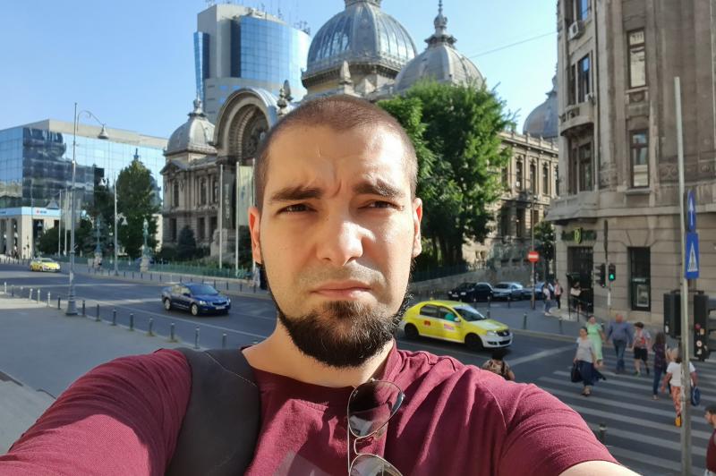 Fotografii de tip selfie făcute cu Samsung Galaxy Note 10+: 20190821_172507.jpg