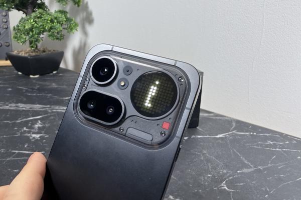 Nothing Phone (4a) Pro - Unboxing