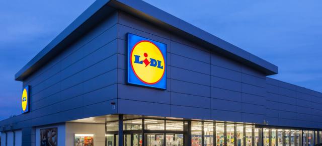 Tehnologie la raft: LIDL aduce în România panouri fotovoltaice și gadgeturi pentru locuință, acum ușor de rezervat din aplicația mobilă
