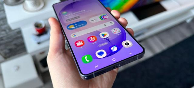 De azi ai suport AirDrop pe Samsung Galaxy S26 Ultra, integrat în suita Quick Share