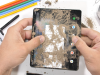 Samsung Galaxy Z Fold 3 este umplut cu ţărână, zgâriat şi ars de JerryRigEverything: test de rezistenţă DUR (Video)