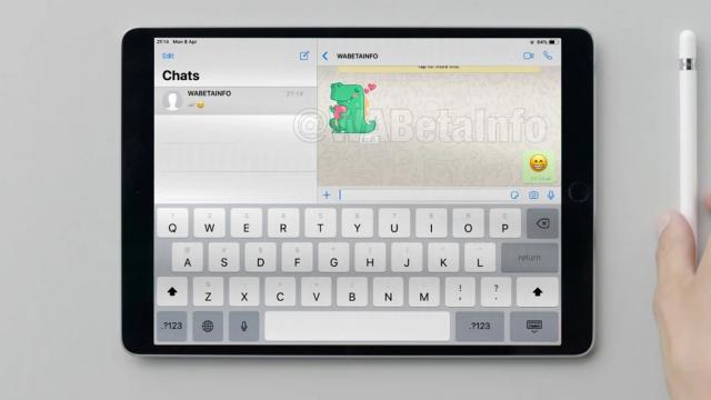 <b>iPad-urile și tabletele cu Android vor primi o aplicație WhatsApp dedicată ca parte a implementării multi-device</b>Vă anunțam în urmă cu câteva săptămâni că WhatsApp plănuiește să aducă suportul multi-device pentru prima dată în acest an. În varianta Beta a aplicației pentru PC acest lucru este deja posibil. Totuși, azi aflăm că utilizatorii de iPad vor avea la dispoz