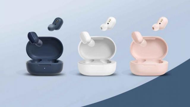 <b>Redmi Earbuds 3 Pro este o nouă pereche de căşti, cu autonomie de 30 de ore, Bluetooth 5.2</b>Xiaomi a dezvăluit astăzi două noi produse în India, iar unul este telefonul Redmi 10 Prime, care e un Redmi 10 rebranduit şi cu baterie mai mare, în vreme ce produsul numărul 2 este o pereche de căşti. E vorba despre Redmi Earbuds 3 Pro, căşti cu preţ