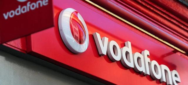 Vodafone România anunță al doilea val de scumpiri din 2025: Abonamentele de telefonie se scumpesc cu 1.3 euro