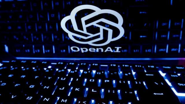 <b>OpenAI lansează ChatGPT Agent, un AI care controlează browserul, fișierele și aplicațiile – disponibil pentru utilizatorii cu abonament Plus, Pro sau Teams</b>OpenAI anunță ChatGPT Agent, un AI care poate foarte bine să înlocuiască o parte din munca acelor oameni. Practic, nu mai vorbim despre un simplu chatbot, ci despre un asistent digital capabil să facă sarcini reale: rezervări, cumpărături, prezentări sau 