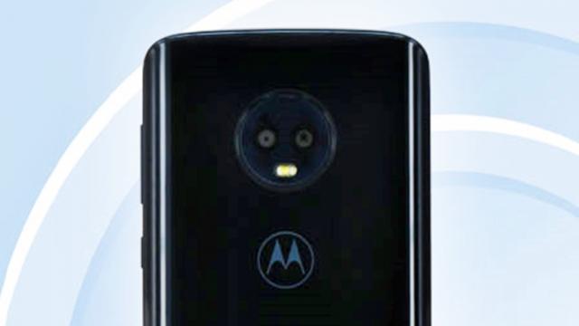 <b>Motorola Moto G6 își dezvăluie specificațiile oficiale odată cu certificarea TENAA</b>Descoperim astăzi și certificarea acordată de către TENAA smartphone-ului Motorola Moto G6, un produs care ar putea debuta în perioada următoare. Din specificațiile menționate în documentul de față reiese că avem de-a face cu un terminal