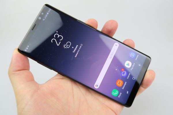 Samsung Galaxy Note 8: OS, UI, aplicaţii, Bixby, S-Pen toate sub lupa noastră