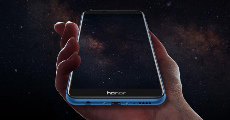 Huawei Honor 7X debutează oficial; aduce un display 18:9 de 6 inch și cameră duală în spate