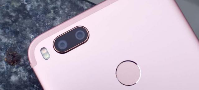 Xiaomi Mi A1 ajunge în România la cost rezonabil la PCGarage.ro (oficial); Telefon cu Android stock şi cameră duală