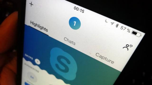 <b>Microsoft încearcă să înghesuie Cortana până și în Skype</b>Dacă vă folosiți de Facebook Messenger,  sau de messenger-ul de la Google - Allo (deși mă-ndoiesc), atunci ar trebui să știți de boți și de sugestii de acțiuni în chat-uri. 