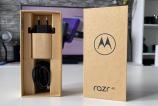 Motorola-RAZR-40-Unboxing_019.jpg