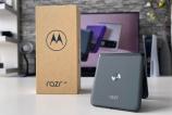 Motorola-RAZR-40-Unboxing_002.jpg