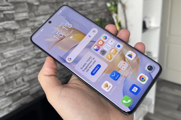 Honor 90: Display cu toată tehnologia cool de pe Magic5 Pro