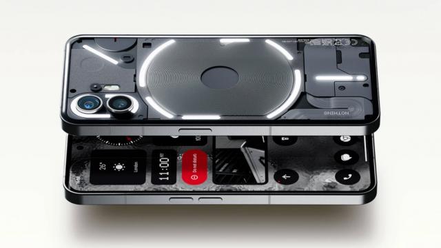 <b>Nothing Phone (2) lansat oficial: procesor mai puternic, LED-uri Glyph evoluate, senzori foto noi</b>Nothing Phone (2) a avut poate cea mai amplă campanie de teasing pentru un telefon al unui producător în afară top 10. Acum a sosit în sfârşit şi aduce îmbunătățiri ale specificaţiilor, un CPU mai puternic, sistem Glyph cu extra funcţionalitate şi..