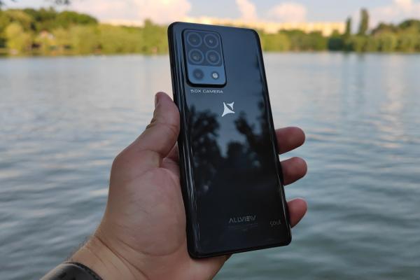 Allview Soul X8 Pro - Construcție solidă și un design familiar