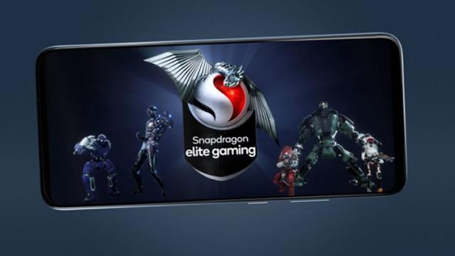 <b>Qualcomm a lansat primul său telefon: Smartphone for Snapdragon Insiders, cu ecran de 144 Hz, CPU Snapdragon 888</b>Îmi amintesc că acum un an sau chiar mai mult a apărut un zvon care afirma că Qualcomm îşi pregăteşte propriul telefon de gaming. Se zvonea că ar fi produs de ASUS şi avea să fie exponentul procesoarelor companiei