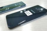 s7-edge-glossy-black-1.jpg