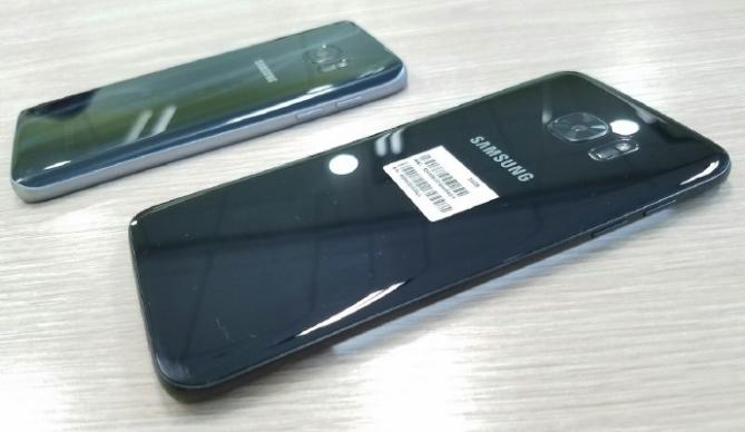 Samsung Galaxy S7 Edge Negru Glossy - Fotografii reale: s7-edge-glossy-black-1.jpg