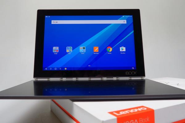 Lenovo Yoga Book Unboxing: cea mai originală tabletă a anului, de departe; Vine cu stylus cu cerneală reală, tastatură touch