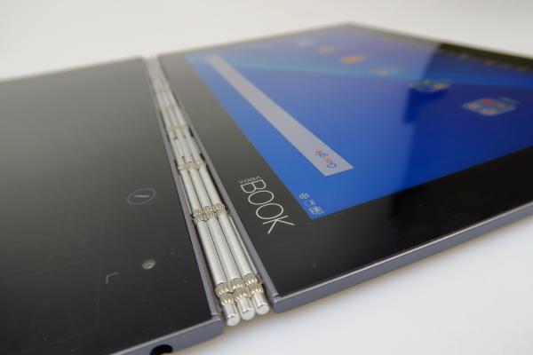 Lenovo Yoga Book (Android) - Galerie foto Mobilissimo.ro