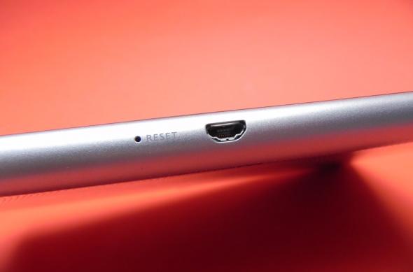 Review Acer Iconia Tab A510 Olympic Edition - tableta olimpică ia zero medalii de la noi, vine cu probleme grave (Video): 08_acer_iconia_tab_a510_review_mobilissimojpg.jpg