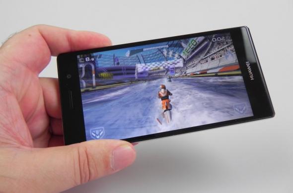 Huawei Ascend P7 Review: un telefon midrange chic, cu funcții multimedia adecvate prețului, baterie și GPU neimpresionante (Video): huawei_ascend_p7_review_078jpg.jpg