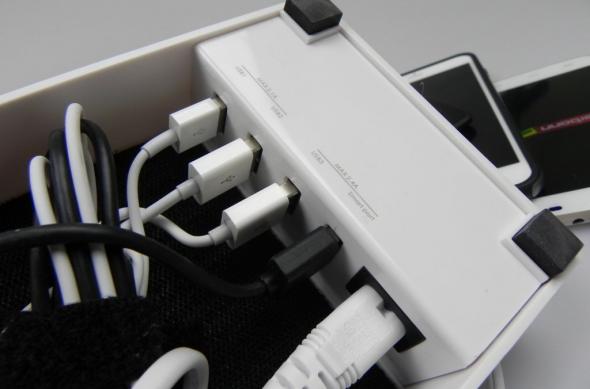 Avantree Powerhouse Review: stație USB de Încărcare pentru 4 terminale mobile, cu design câștigător de premii (Video): avantree_powerhouse_review_11jpg.jpg