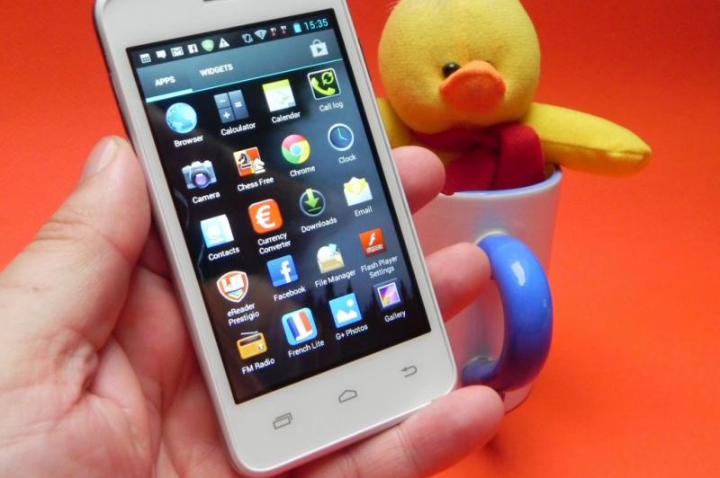 Prestigio Multiphone 5400 Duo review: un telefon midrange quad-core solid (Video): prestigio_multiphone_5400_duo_review_mobilissimo_ro_35jpg.jpg