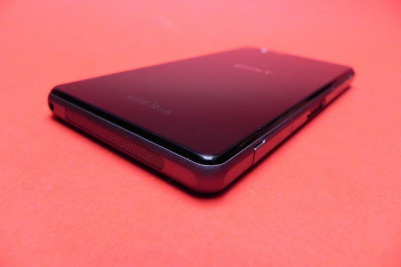 Sony Xperia Z1 Compact Review: cel mai bine dotat "mini", cu o cameră la nivelul lui Z1 (Video): sony_xperia_z1_compact_review_mobilissimo_ro_09jpg.jpg