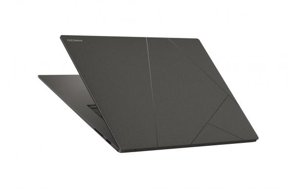 ASUS Zenbook S 16 - Fotografii oficiale: download - 2024-07-29T182249.385.jpg