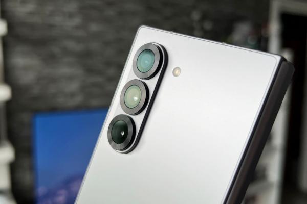 Samsung Galaxy Z Fold6: Camera cu expunere reglată de la Z Fold5, culori atractive