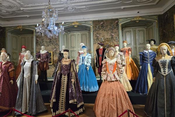 Samsung Galaxy Z Flip6 - Mostre muzeu