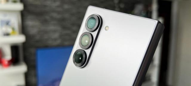 Samsung Galaxy Z Fold6: Camera cu expunere reglată de la Z Fold5, culori atractive