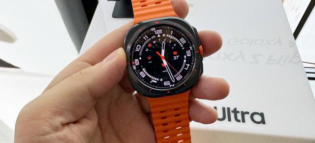 Samsung livrează primele actualizări software pe ceasurile Galaxy Watch7 și Galaxy Watch Ultra; Ce aduc nou?