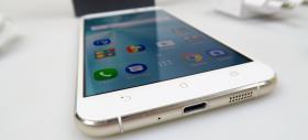 ASUS ZenFone 3 (ZE552KL) Unboxing: mai mare, mai generos ca baterie, mai... alb (Video)
