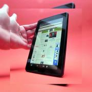 Review Amazon Kindle Fire - hardware modest, experiență fluidă și potențial mare (Video)