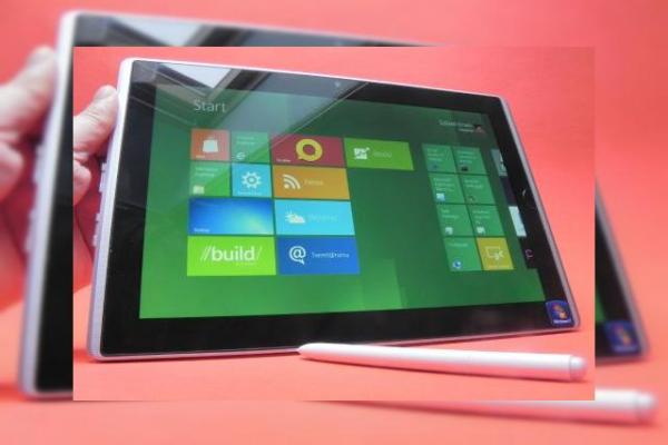 ASUS Eee Slate B121 Review/Windows 8 Developer Preview - o privire asupra unei tablete business, cu viitorul Windows la pachet (Video)