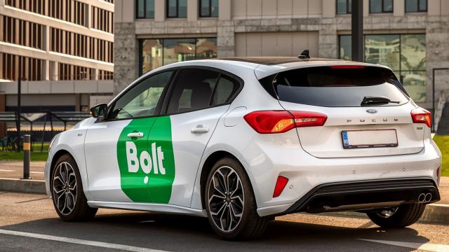 <b>Bolt acoperă deja 42 de orașe în România; Călărași este cea mai nouă destinație adăugată</b>Bolt își consolidează poziția în piața de ridesharing din România și ajunge, în vara lui 2025, să fie prezent în 42 de orașe. Cea mai recentă adăugare pe hartă este municipiul Călărași, unde serviciile Bolt sunt deja disponibile în aplicație, după cum