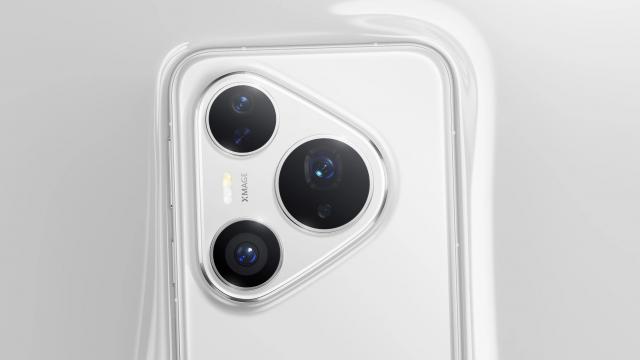 <b>Preț și disponibilitate HUAWEI Pura 80 Pro în România (extra reducere Mobilissimo de 1500 lei la precomandă)</b>Această ultimă săptămână de vară ne aduce noutăți din partea celor de la HUAWEI și vorbim despre smartphone-uri în cazul de față, mai precis despre modelul HUAWEI Pura 80 Pro care ajunge local. Flagship-ul aduce o cameră foto avansată