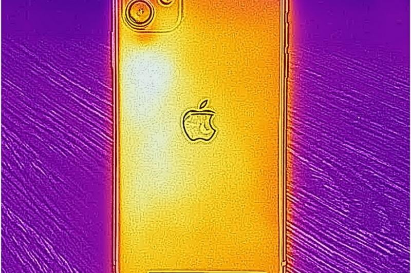 Test termic Apple iPhone 11: Apple-iPhone-11_015.jpg