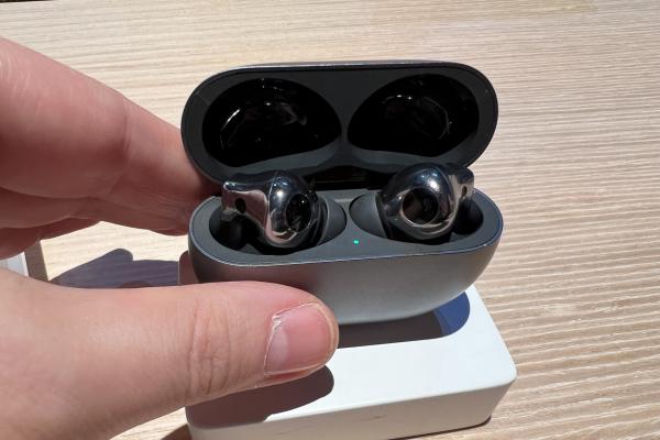 HUAWEI FreeBuds Pro 2 - Fotografii hands-on