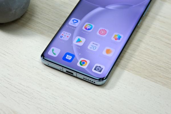 Honor Magic 4 Pro - Galerie foto Mobilissimo.ro