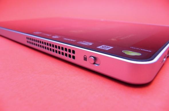 Review Acer Iconia W700: tableta cu dotări de ultrabook, puternică și masivă (Video): review_acer_iconia_w700_mobilissimo_ro_17jpg.jpg