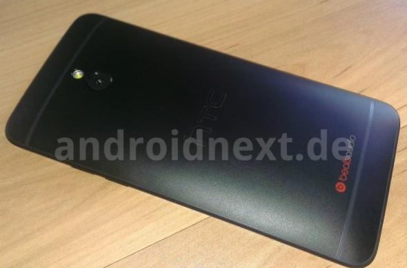 Noi imagini cu HTC One Mini ies la suprafață! Specificații confirmate: htc_one_mini_01.jpg