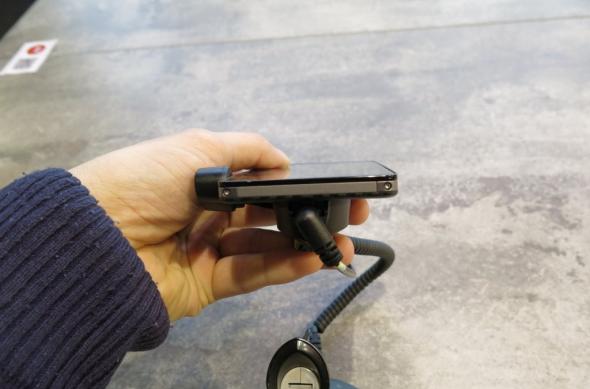 MWC 2013: Motorola RAZR HD hands on preview, ultimul mohican Înainte de X Phone (Video): motorola_razr_hd_11jpg.jpg