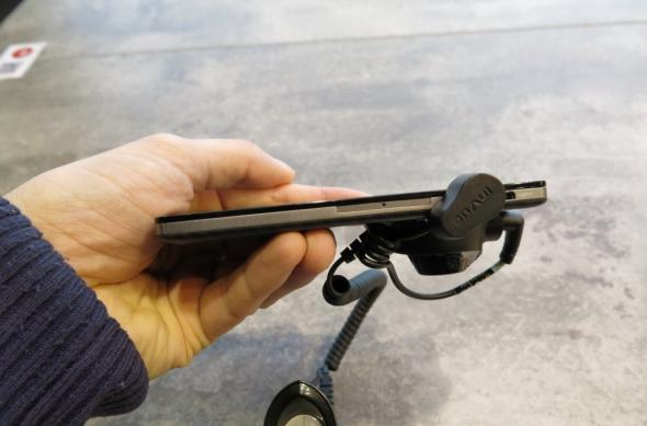 MWC 2013: Motorola RAZR HD hands on preview, ultimul mohican Înainte de X Phone (Video): motorola_razr_hd_12jpg.jpg