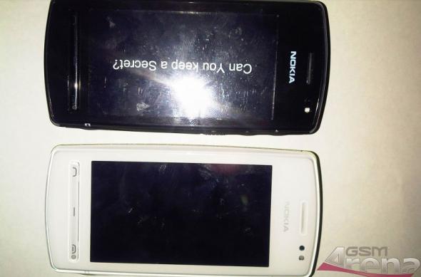 Nokia N5 - galerie foto și primele zvonuri: gsmarena_003.jpg