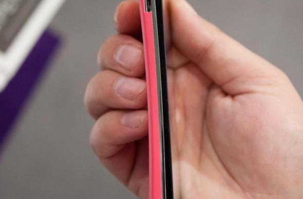 Galerie foto cu cel mai ieftin smartphone japonez de la IFA Berlin 2012 - Xperia J: sony_xperia_j_3.jpg